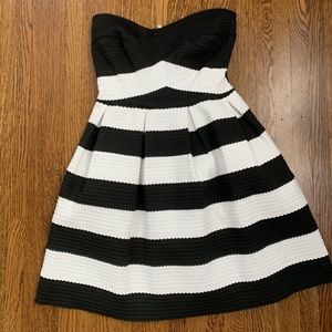 Black & white strapless dress